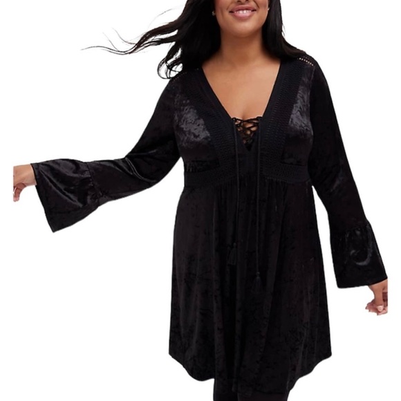 Torrid Plus Size 4 Black Lace Up Tassel Velvet Bell Sleeve Dress NWT - Picture 1 of 12